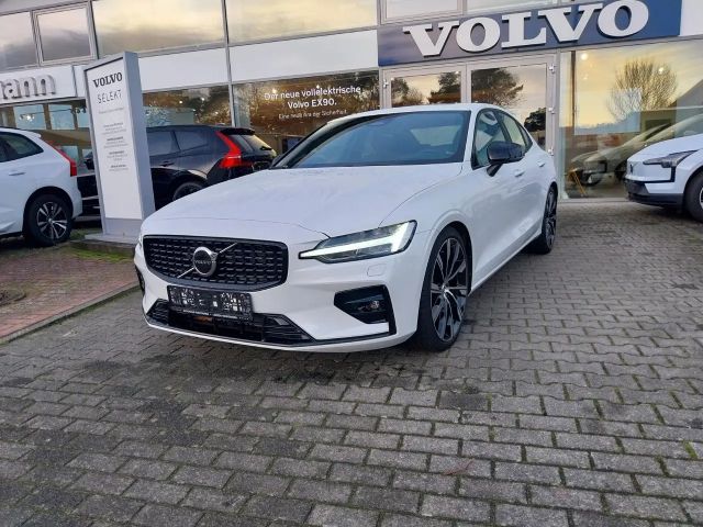 Volvo S60 B5 Ultimate Dark AWD "Standheizung" 2023 Benzine