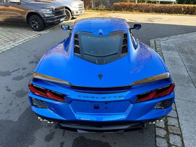 Corvette C8