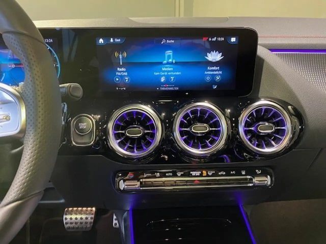 Mercedes-Benz EQA 300