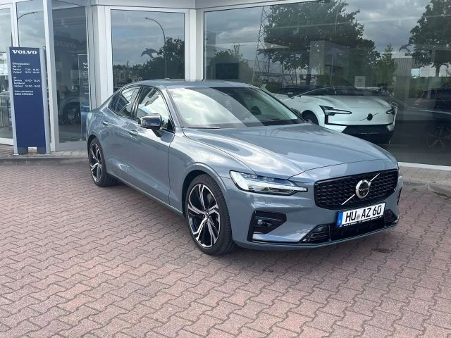 Volvo S60 B5 AWD Ultimate Dark Auto 2025 Benzine