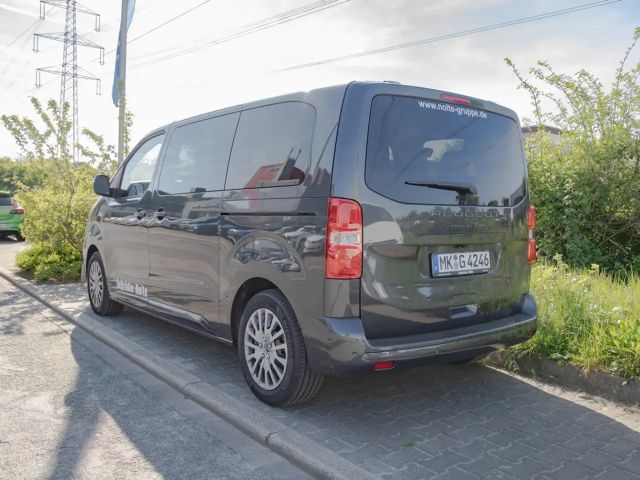 Peugeot Traveller