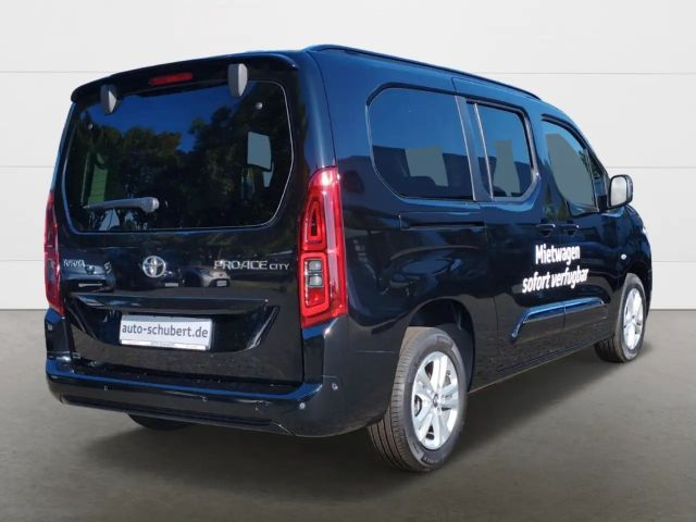 Toyota Proace City