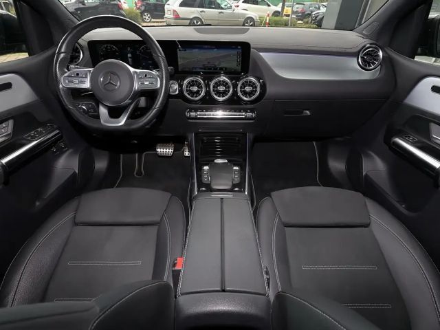 Mercedes-Benz B 250