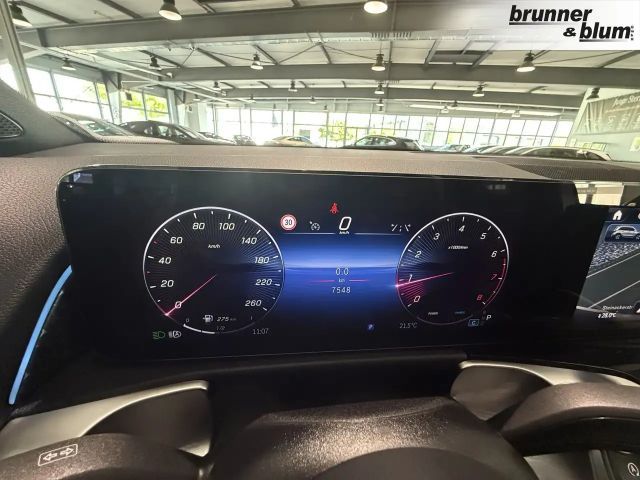 Mercedes-Benz GLB 200