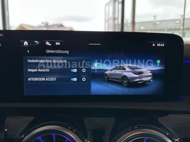 Mercedes-Benz CLA 180