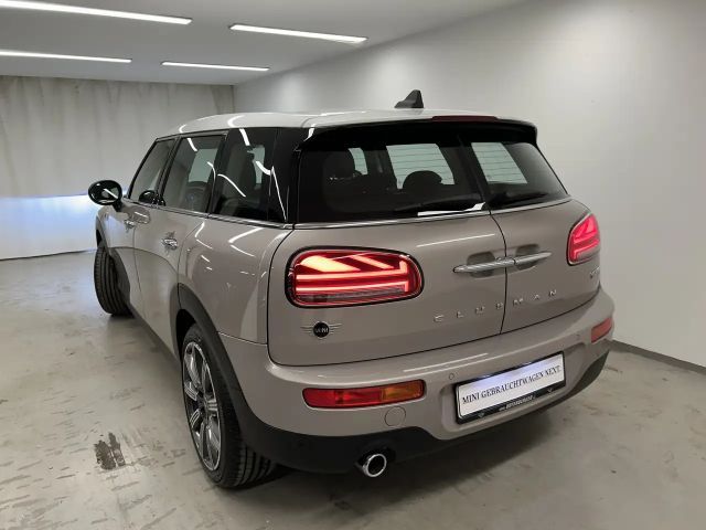 MINI Cooper Clubman