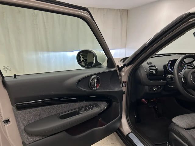 MINI Cooper Clubman