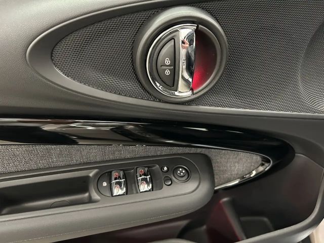 MINI Cooper Clubman