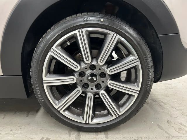 MINI Cooper Clubman