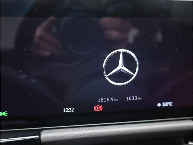Mercedes-Benz B 220