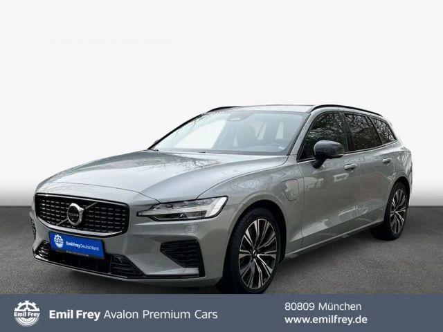 Volvo V60 T6 Plug-in Hybrid AWD Plus Dark 2025 Hybride / Benzine