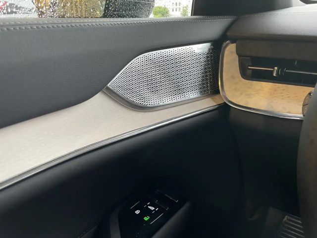 Volvo EX90