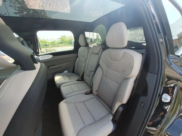 Volvo EX90