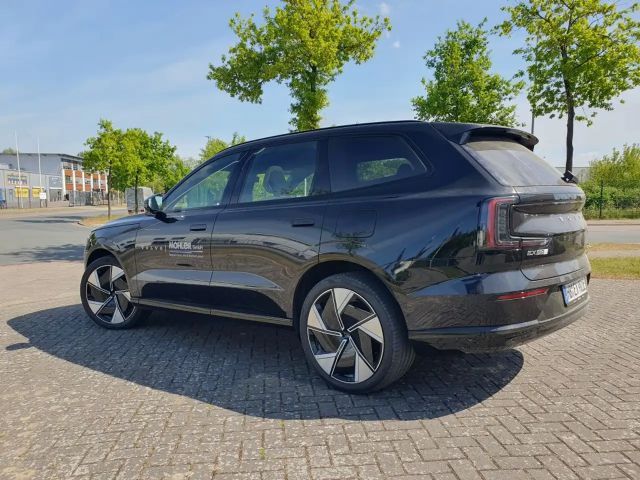 Volvo EX90