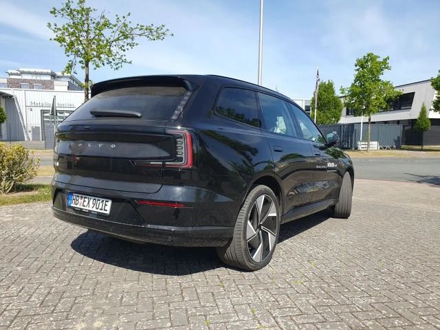 Volvo EX90