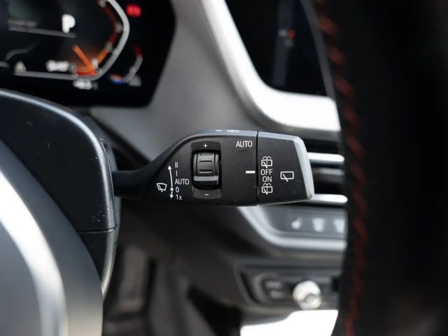 BMW 128