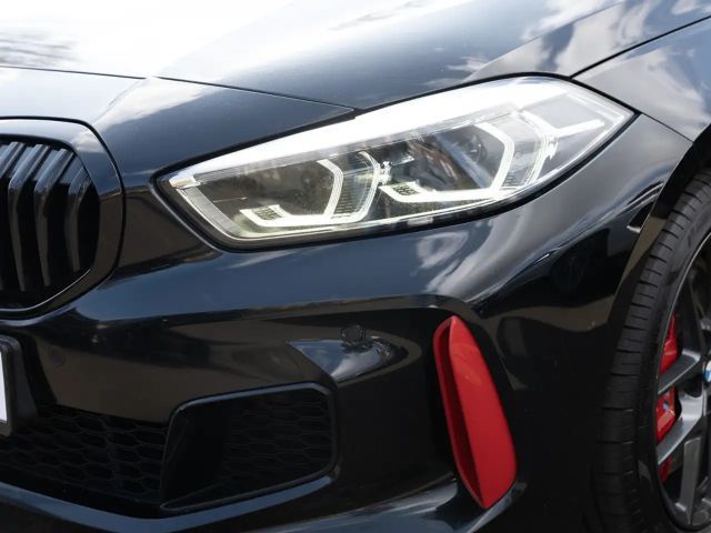 BMW 128