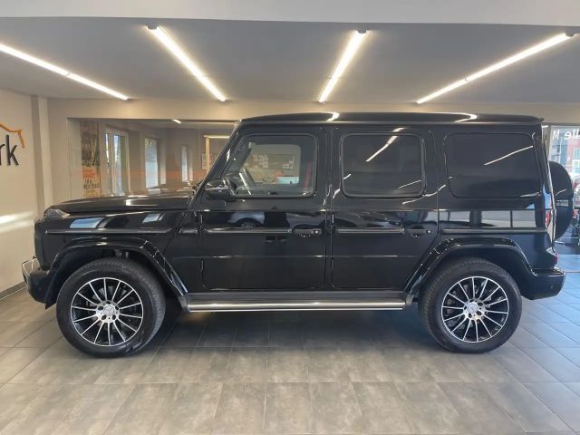 Mercedes-Benz G 400