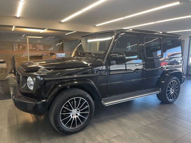 Mercedes-Benz G 400