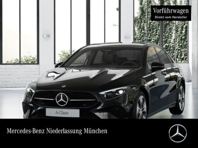 Mercedes-Benz A 200 2025 Benzine