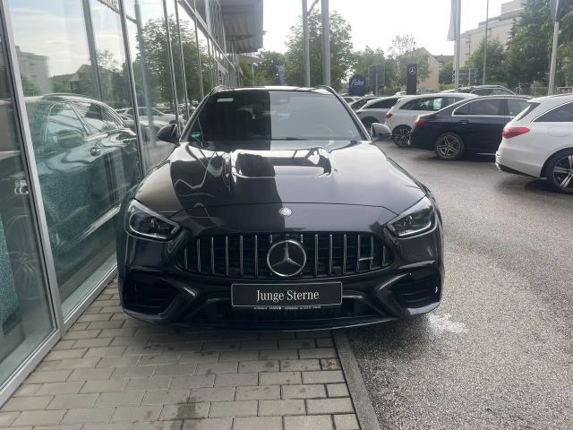 Mercedes-Benz C 63 AMG