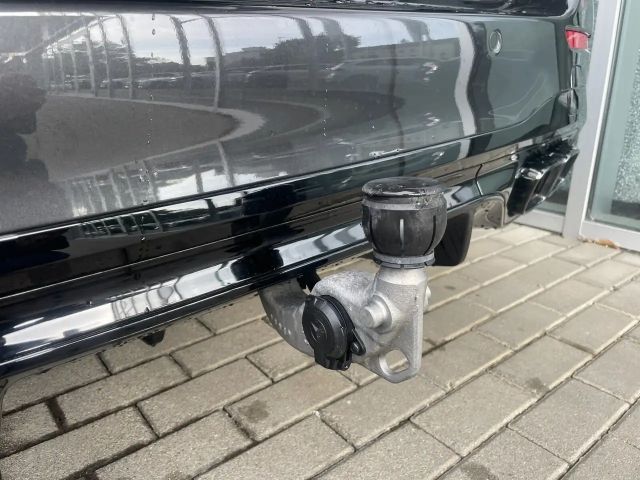 Mercedes-Benz C 63 AMG