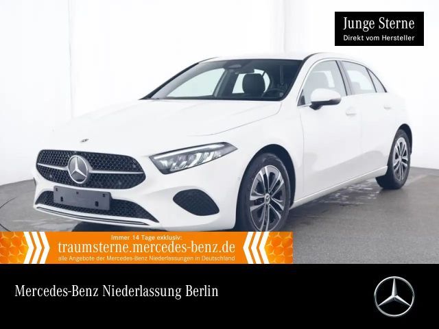 Mercedes-Benz A 180 2024 Benzine