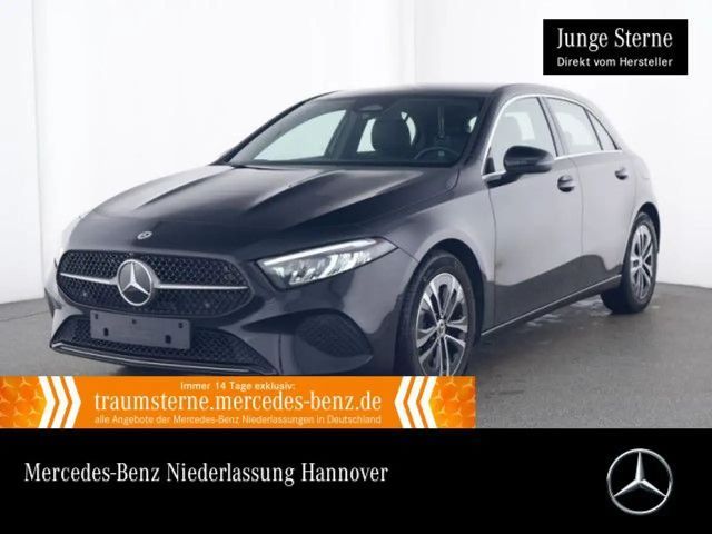 Mercedes-Benz A 180 2024 Benzine