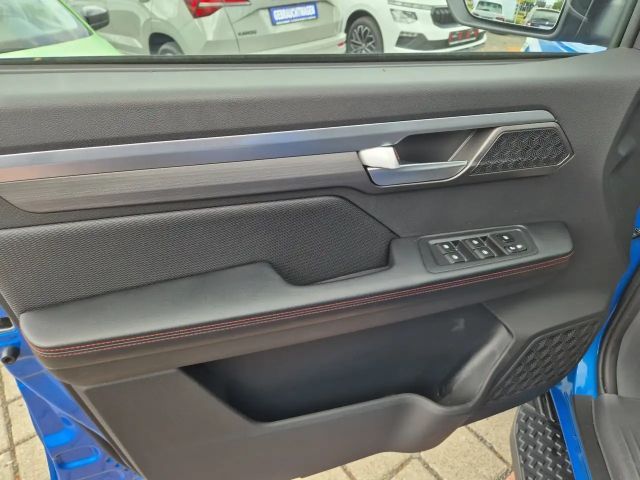 JAC T8