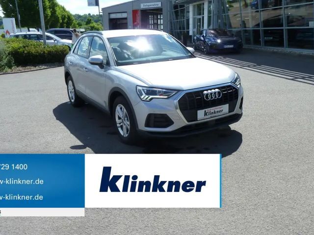 Audi Q3 1.5 16V  ACT 35 TFSI 2023 Benzine