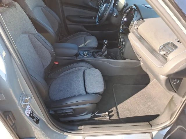 MINI Cooper Clubman