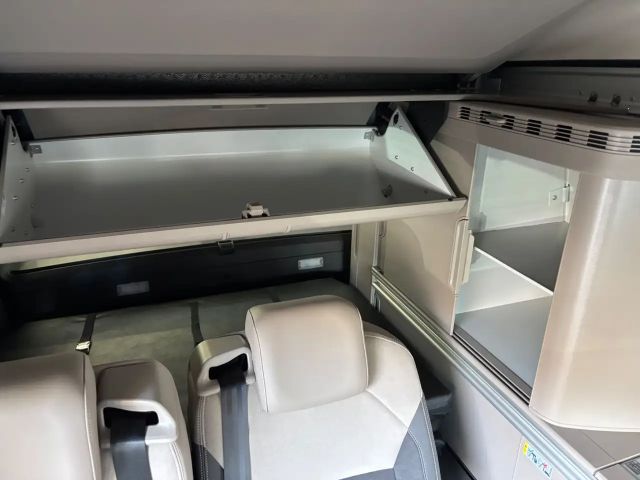 Volkswagen T7 California