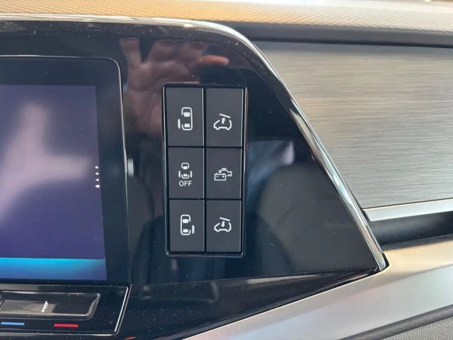 Volkswagen T7 California