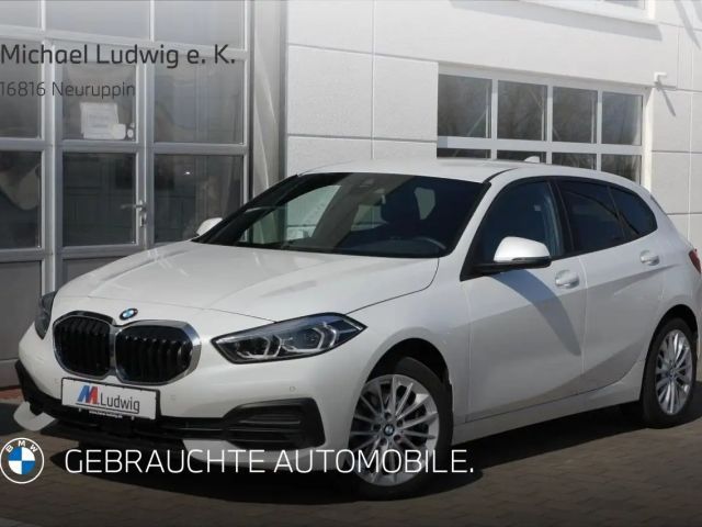 BMW 118 i Advantage Head-Up HK HiFi DAB LED WLAN Shz 2024 Benzine