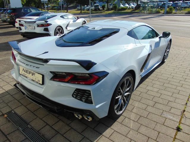 Corvette C8