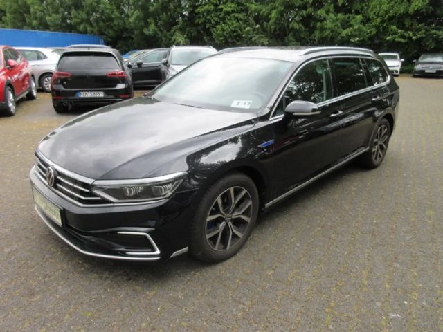Volkswagen Passat Variant GTE 1.4 eHybrid NAVI AHK KAMERA IQ ACC ALU APS SITZHZG 2021 Hybride / Benzine