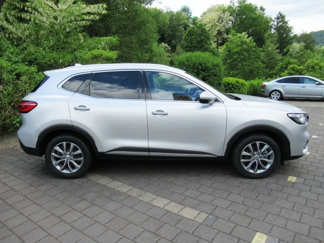 MG HS
