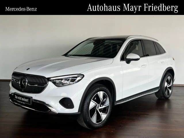 Mercedes-Benz GLC 300 GLC 300 e 4M AHK+PANODACH+AVANTGARDE ADVANCED Navi 2024 Hybride / Benzine
