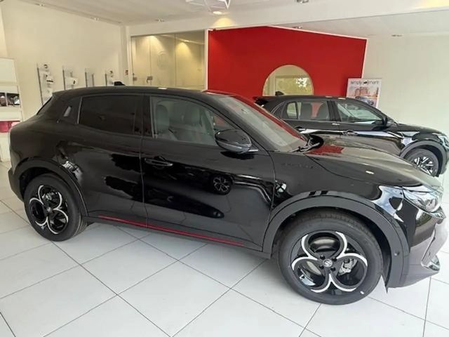 Alfa Romeo Junior 2025 Benzine