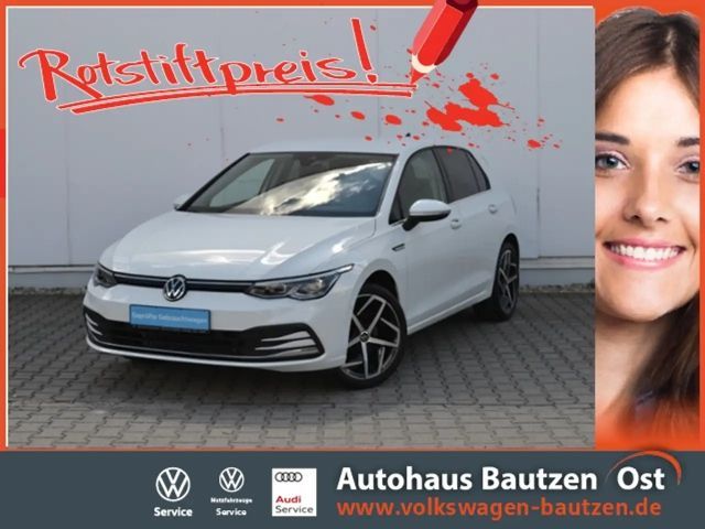 Volkswagen Golf VIII 1.5 TSI Style LED/18-ZOLL/NAVI-PRO+VZE/KOMFO 2020 Benzine