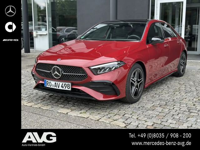 Mercedes-Benz A 200 A 200 Limousine AMG Special Pano Stndhzg Night LED 2025 Benzine