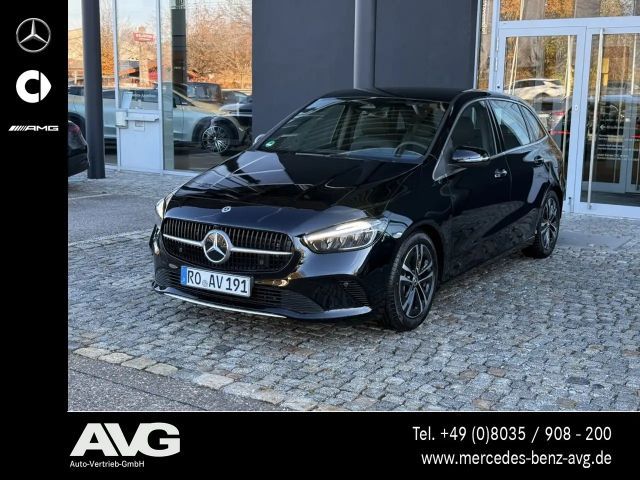 Mercedes-Benz B 200 B 200 Progressive Advanced + LED AHK Park RF-Kam 2024 Benzine