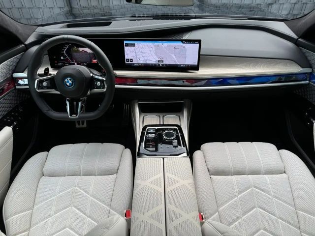 BMW 760
