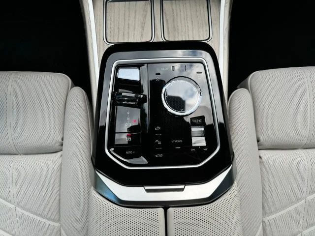BMW 760