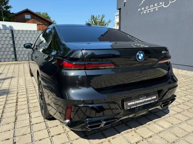 BMW 760