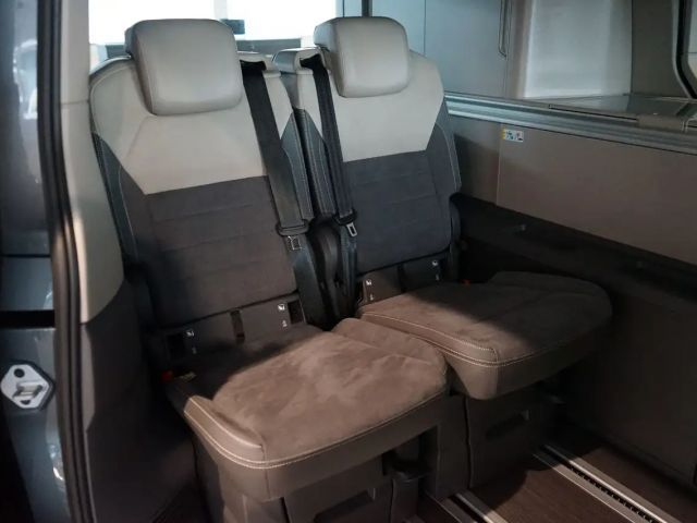 Volkswagen T7 California