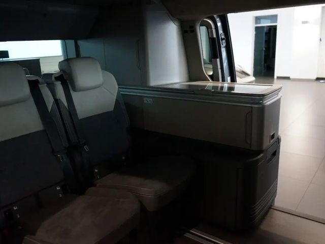 Volkswagen T7 California