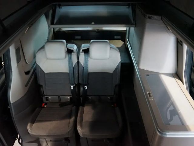 Volkswagen T7 California