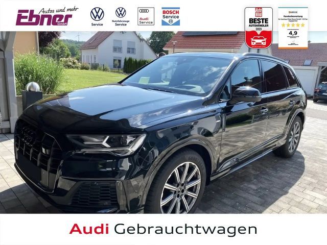 Audi Q7 2022 Benzine