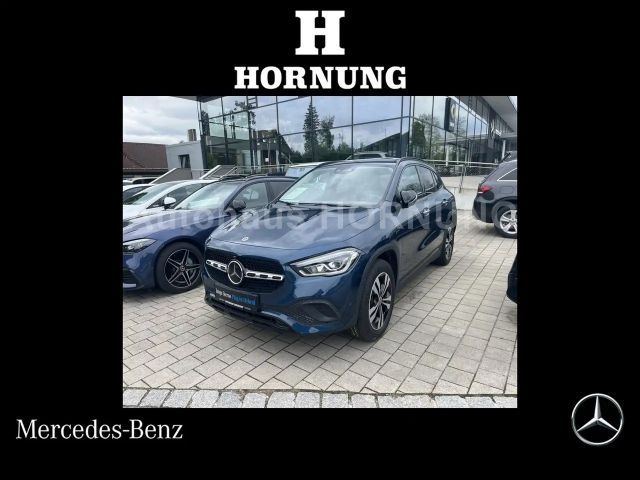 Mercedes-Benz GLA 250 2021 Hybride / Benzine
